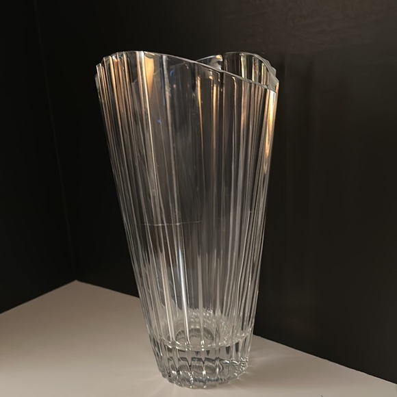 Shell vase - Picture 3 of 4